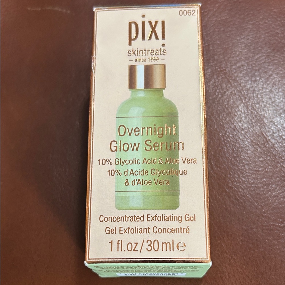 Overnight glow serum